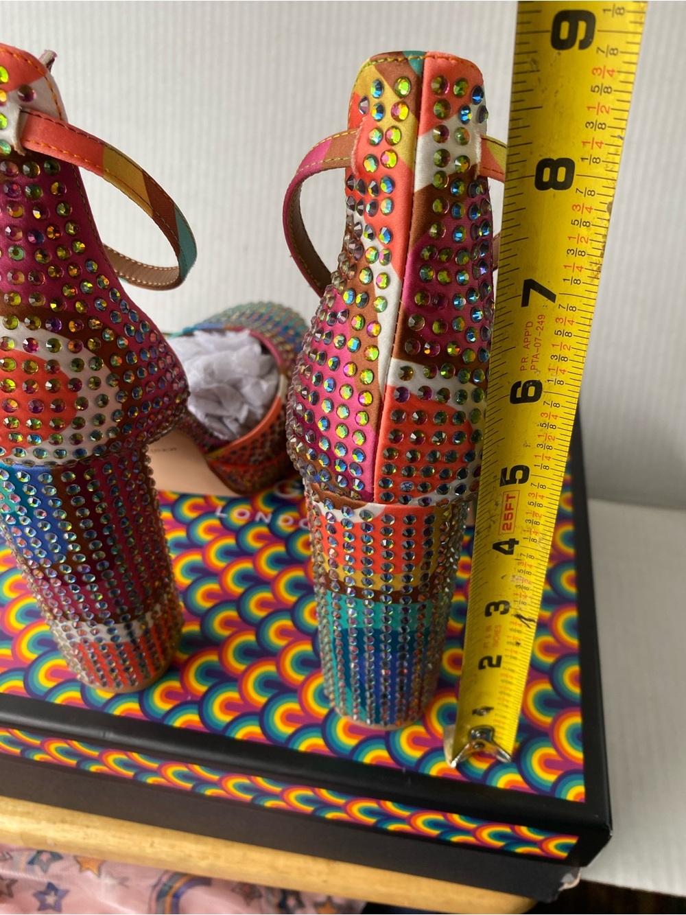 Kurt Geiger Shoreditch Platform Court Heels Rainbow Rhinestone Size 38/ US 7.5 - Picture 15 of 15